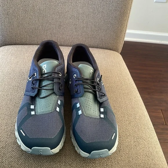 ON RUNNING ON CLOUD Sneaker - Picture 4 of 4